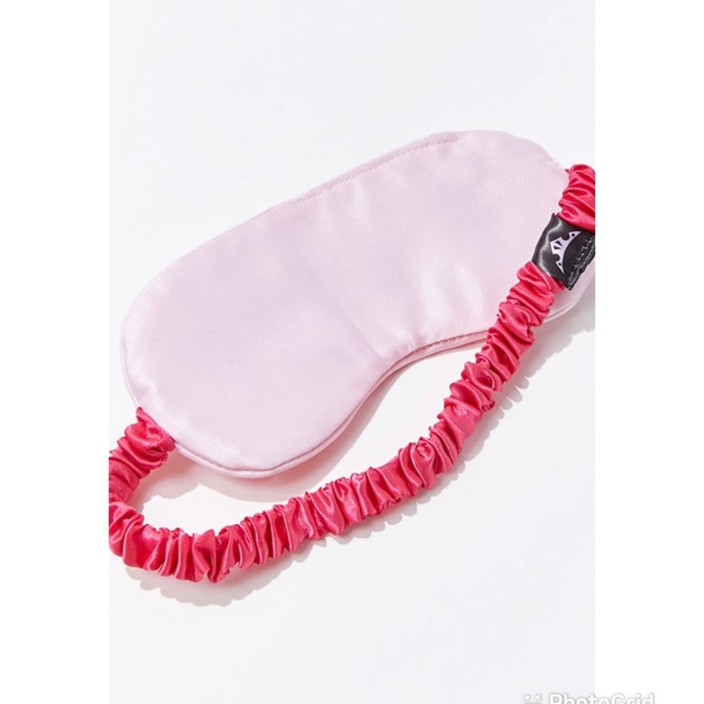 Disney Princess Sleep Mask - Picture 8 of 9